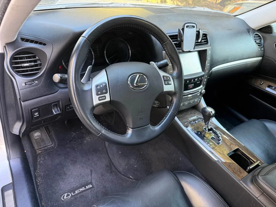 2011 Lexus IS 2nd Gen - Image 8 of 9