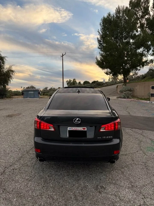 2011 Lexus IS 2nd Gen - Image 6 of 15