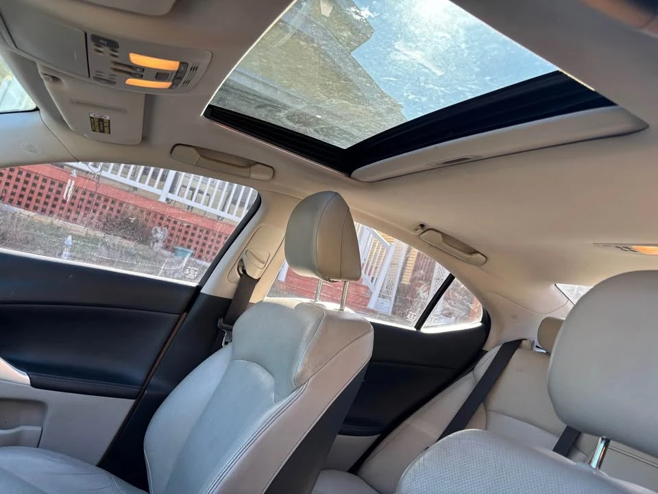 2011 Lexus IS 2nd Gen - Image 7 of 14