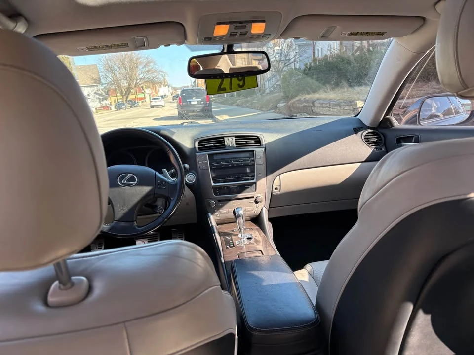 2011 Lexus IS 2nd Gen - Image 11 of 14