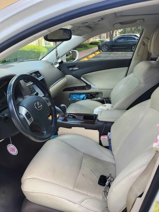 2011 Lexus IS 2nd Gen - Image 6 of 6
