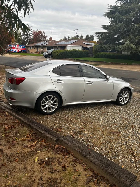 2011 Lexus IS 2nd Gen - Image 2 of 5