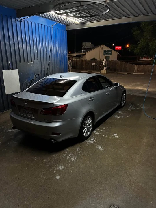 2011 Lexus IS 2nd Gen - Image 4 of 5