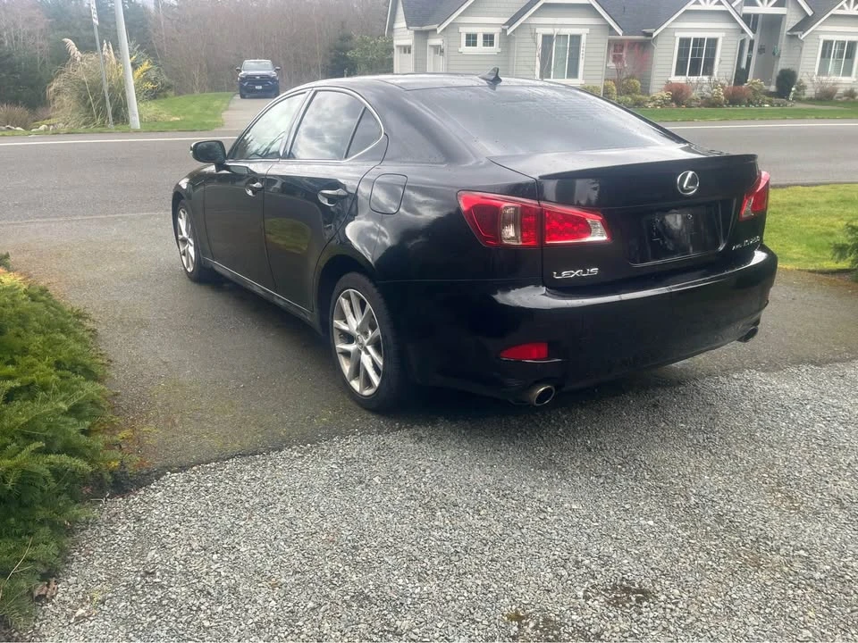 2011 Lexus IS 2nd Gen - Image 6 of 9