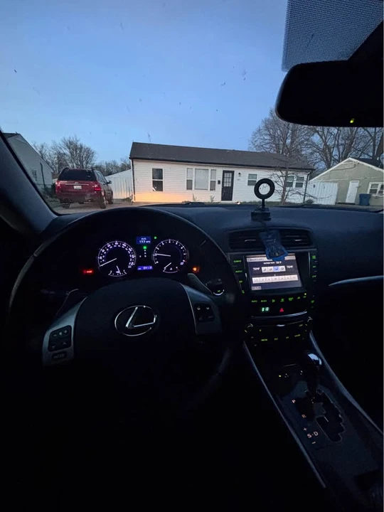 2011 Lexus IS 2nd Gen - Image 5 of 8