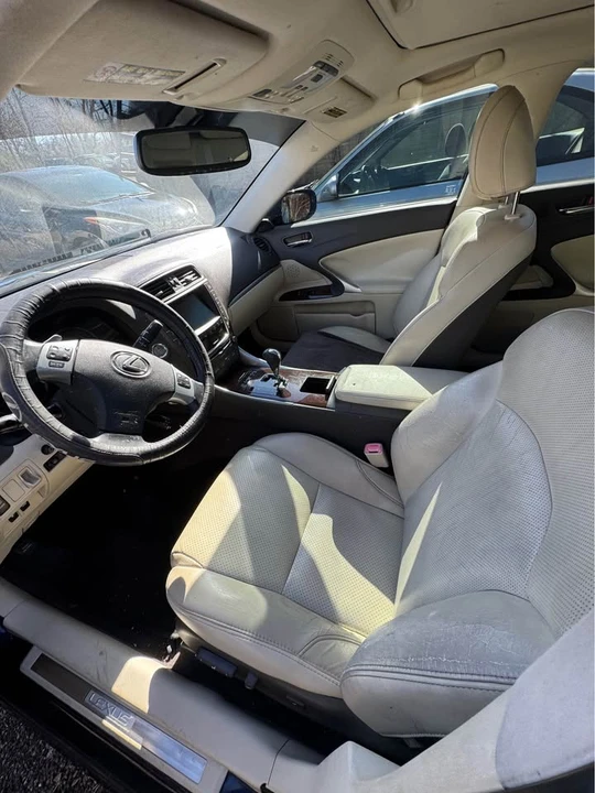 2011 Lexus IS 2nd Gen - Image 7 of 8