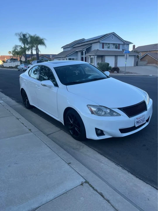 2011 Lexus IS 2nd Gen - Image 2 of 9