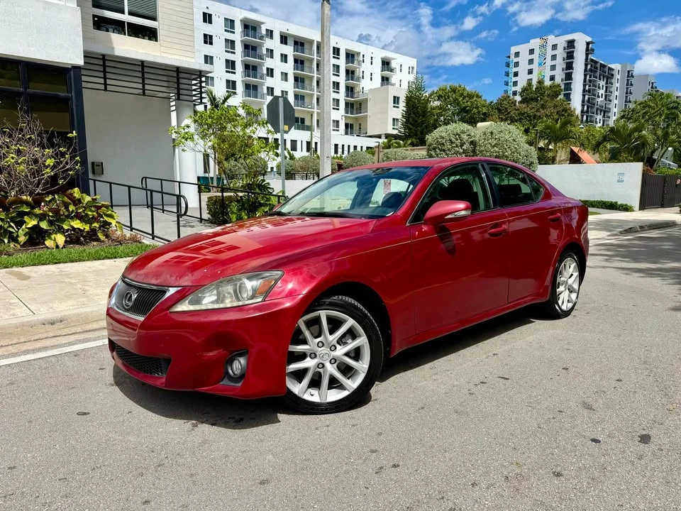 2011 Lexus IS 2nd Gen - Image 4 of 14