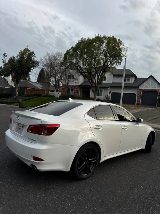 2011 Lexus IS 2nd Gen - Image 3 of 8