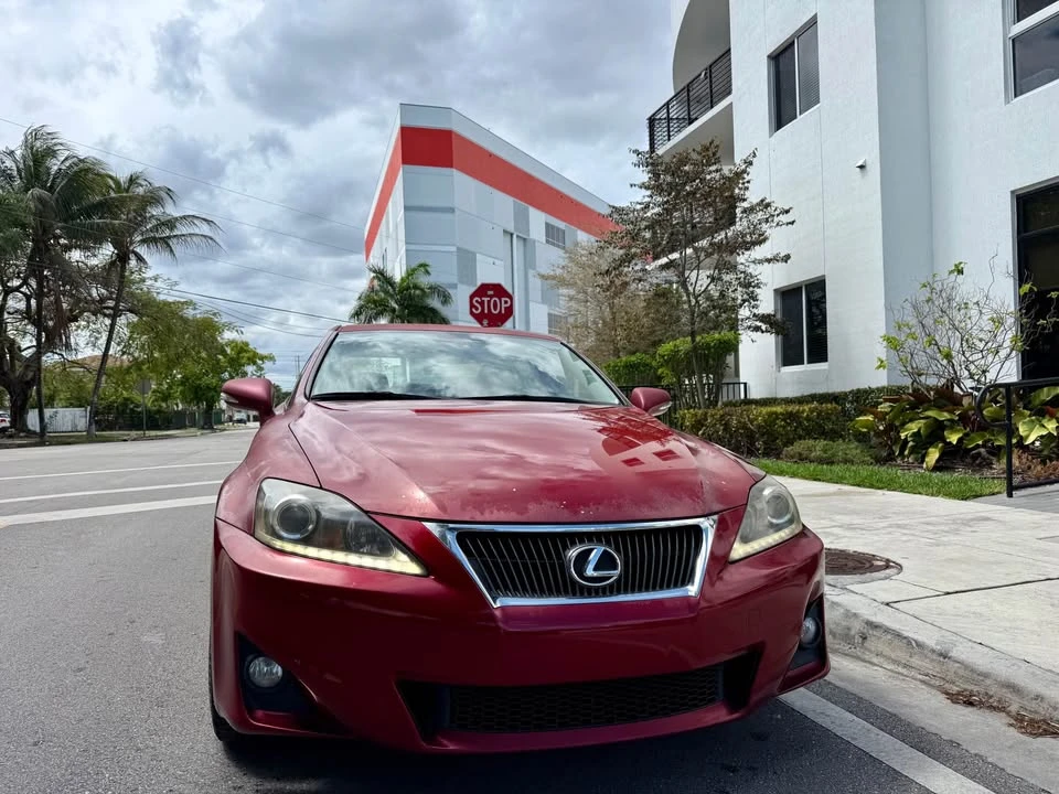 2011 Lexus IS 2nd Gen - Image 2 of 15