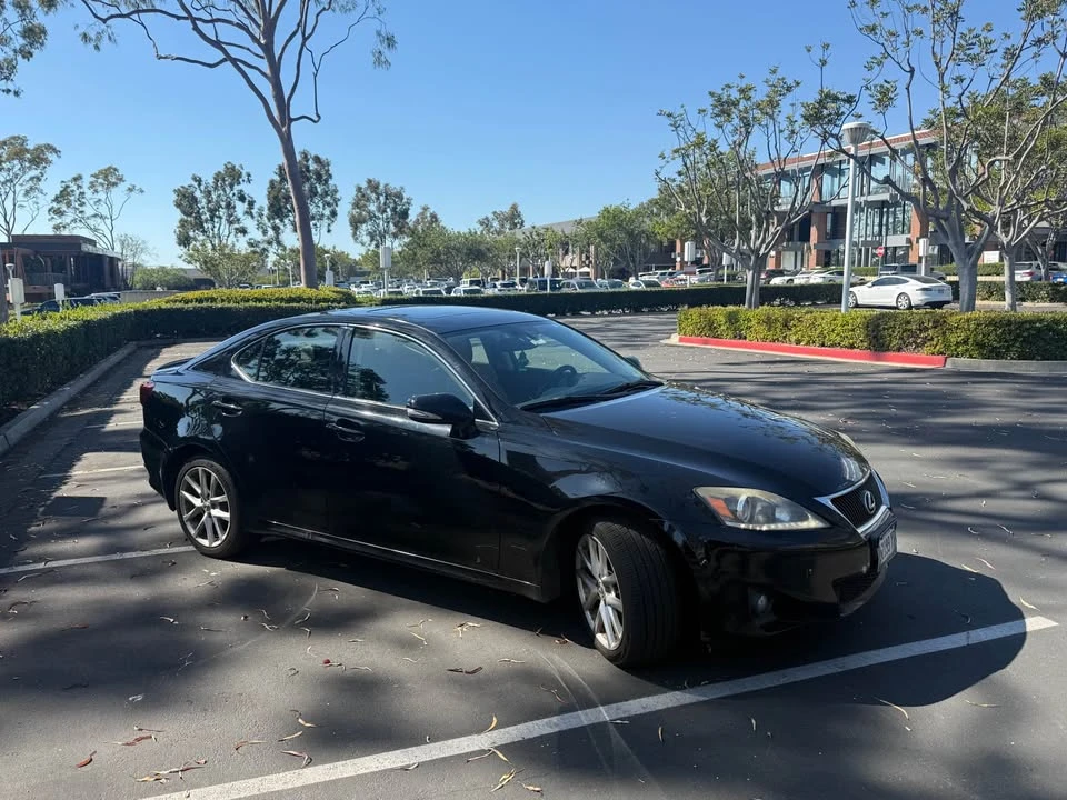 2011 Lexus IS 2nd Gen - Image 4 of 15
