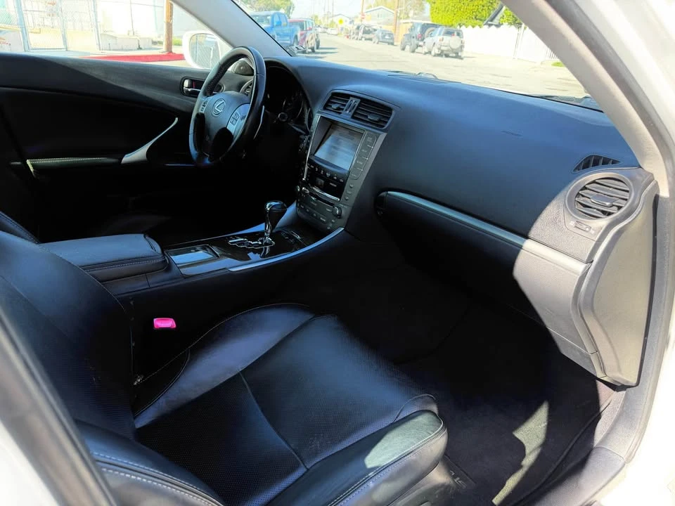 2011 Lexus IS 2nd Gen - Image 14 of 18