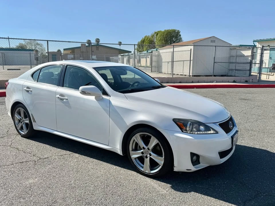 2011 Lexus IS 2nd Gen - Image 7 of 18