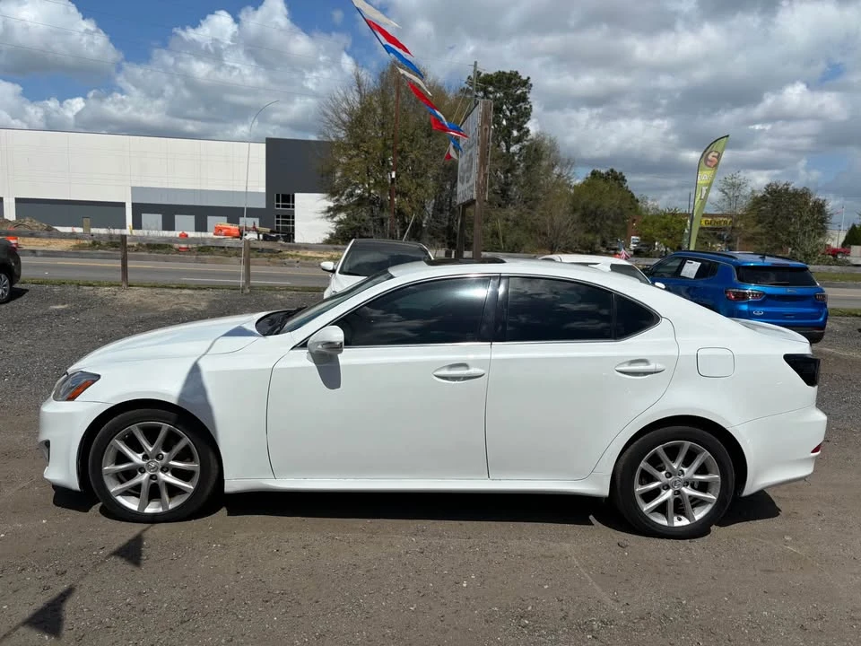 2011 Lexus IS 2nd Gen - Image 6 of 9