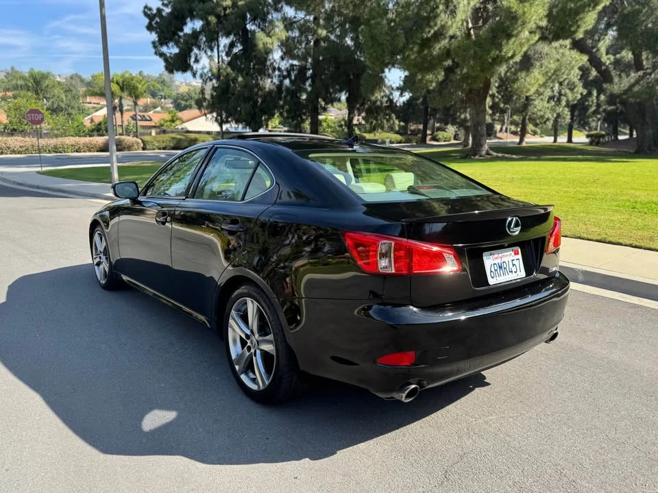2011 Lexus IS 2nd Gen - Image 3 of 11