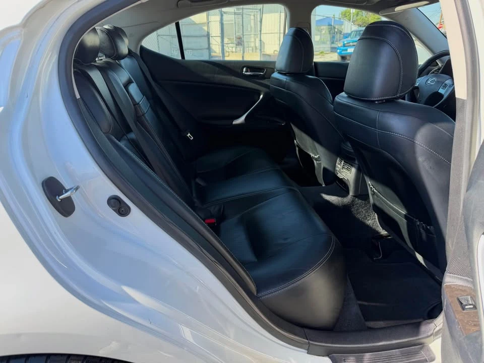 2011 Lexus IS 2nd Gen - Image 11 of 18