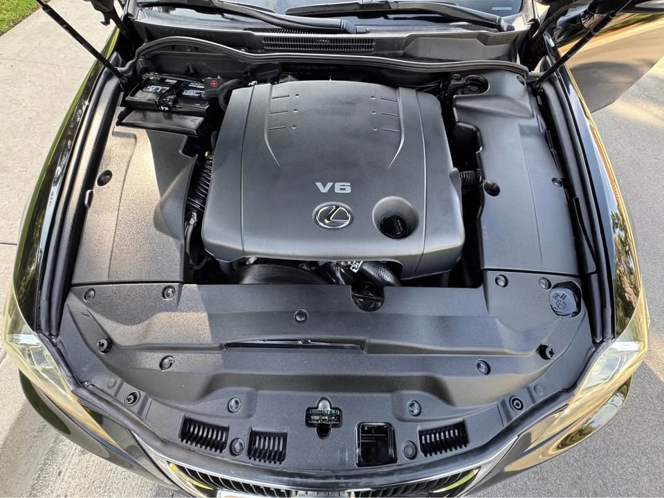 2011 Lexus IS 2nd Gen - Image 11 of 11