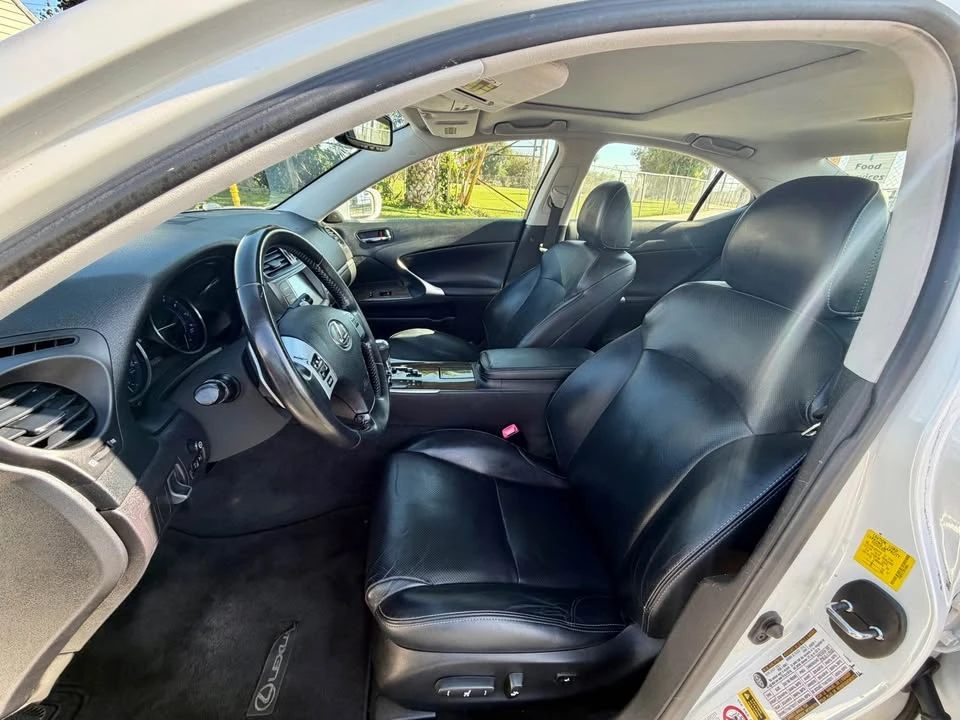 2011 Lexus IS 2nd Gen - Image 12 of 18