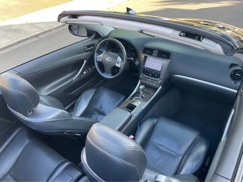 2011 Lexus IS 2nd Gen - Image 9 of 18