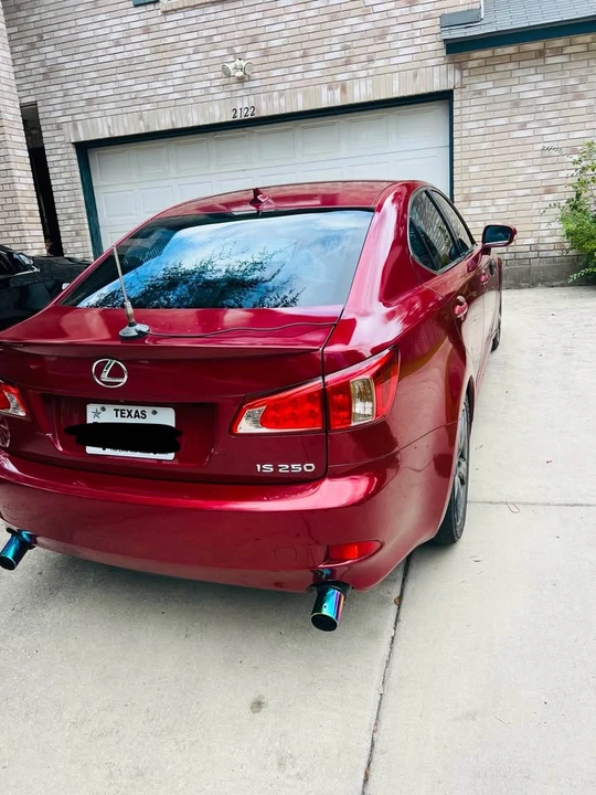 2011 Lexus IS 2nd Gen - Image 4 of 6