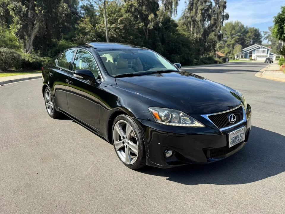 2011 Lexus IS 2nd Gen - Image 7 of 11