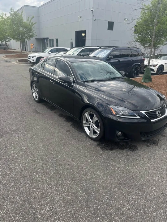 2011 Lexus IS 2nd Gen - Image 3 of 4