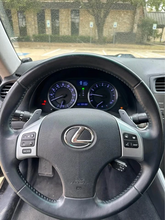 2011 Lexus IS 2nd Gen - Image 12 of 14
