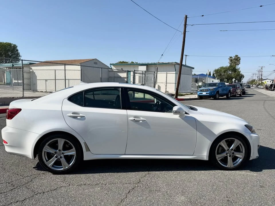 2011 Lexus IS 2nd Gen - Image 6 of 18