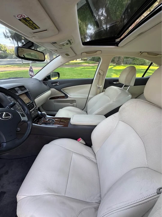 2011 Lexus IS 2nd Gen - Image 9 of 11