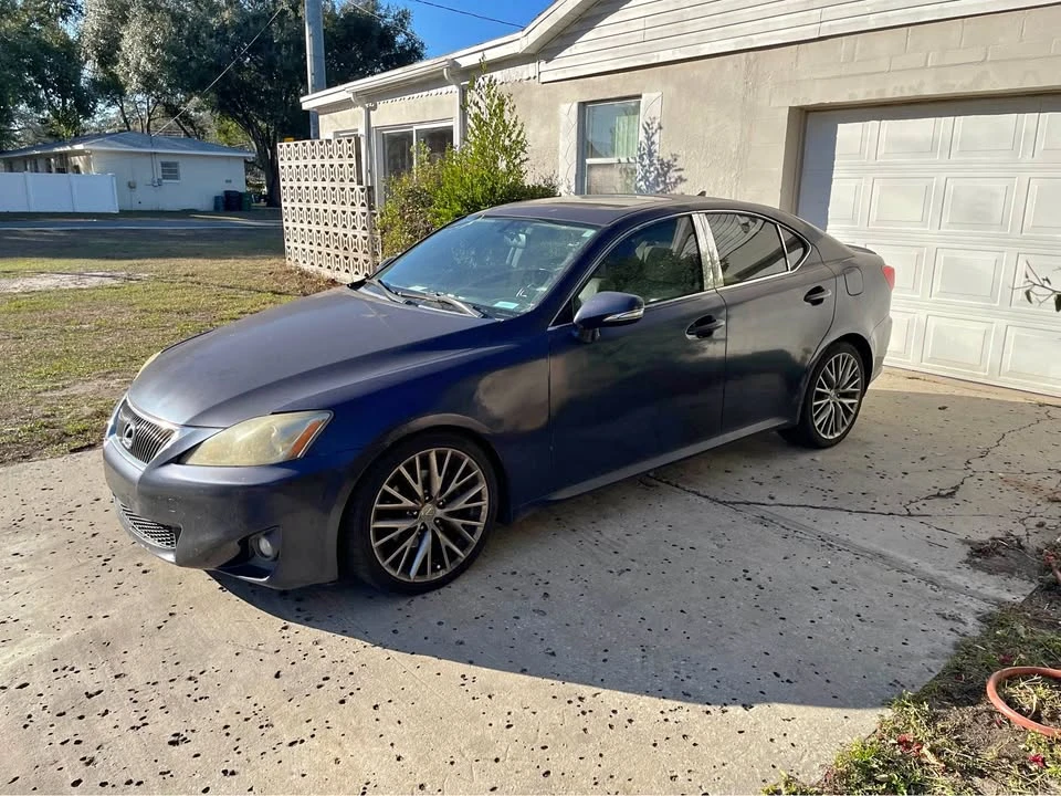 2011 Lexus IS 2nd Gen - Image 2 of 10