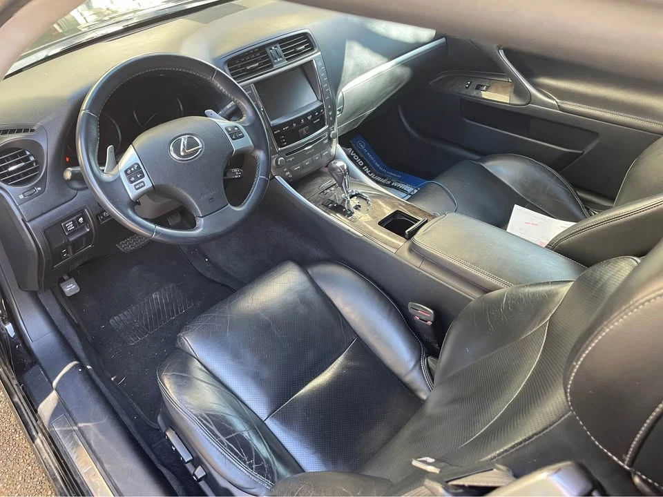 2011 Lexus IS 2nd Gen - Image 17 of 18