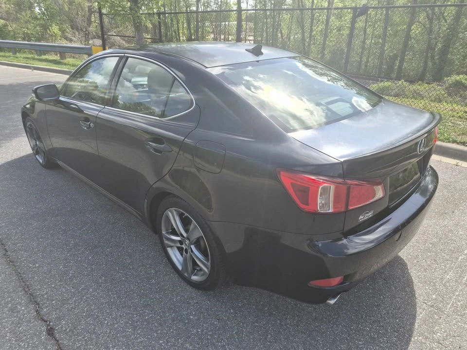 2011 Lexus IS 2nd Gen - Image 10 of 20