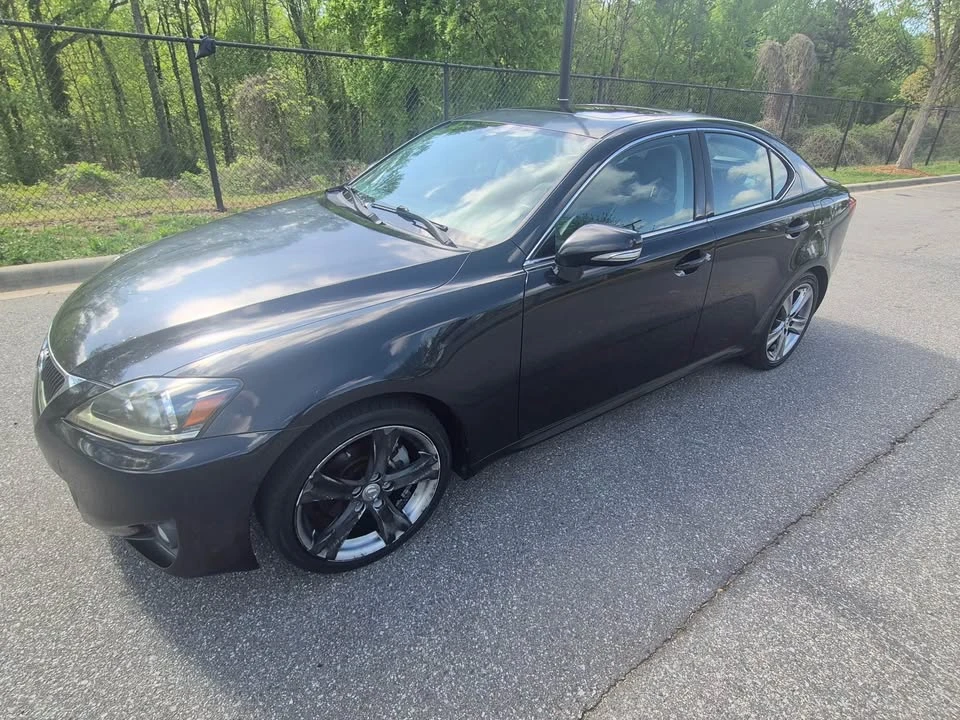 2011 Lexus IS 2nd Gen - Image 8 of 19