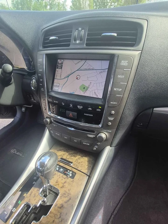 2011 Lexus IS 2nd Gen - Image 11 of 20