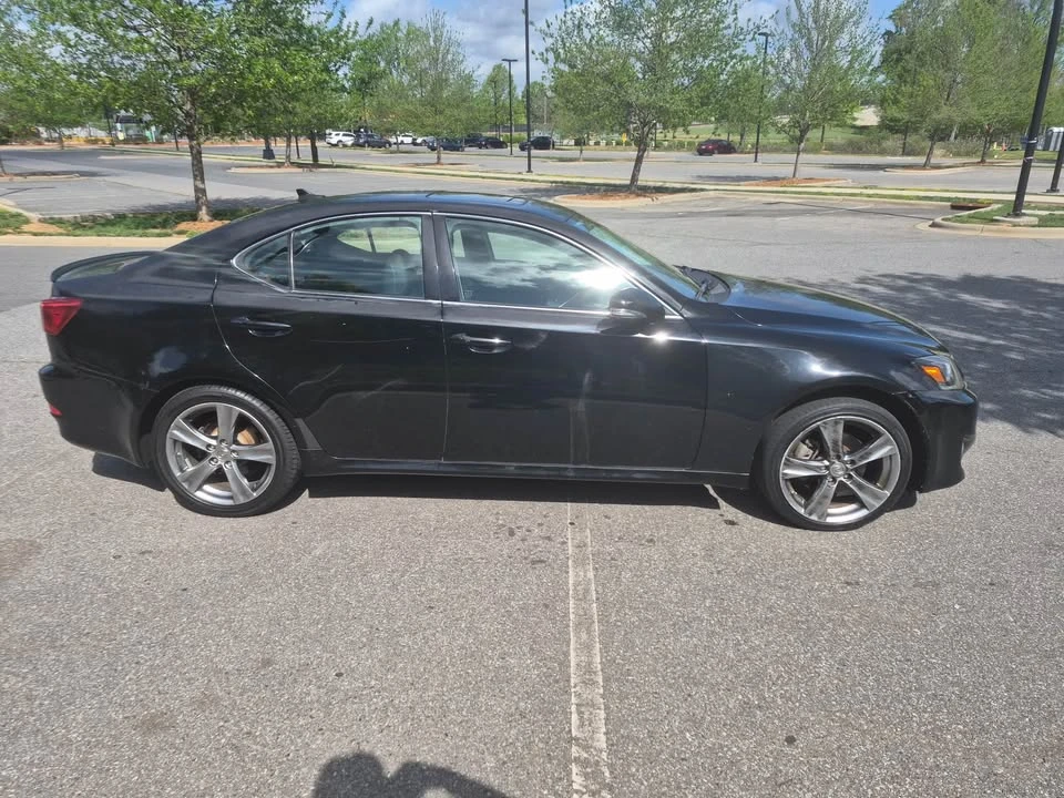2011 Lexus IS 2nd Gen - Image 6 of 19
