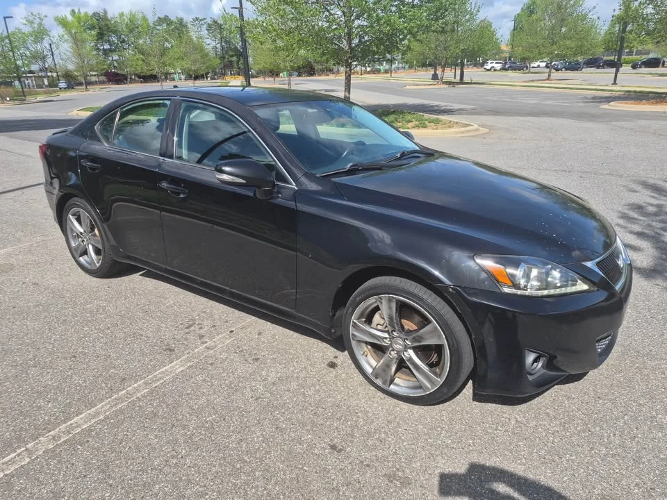 2011 Lexus IS 2nd Gen - Image 5 of 19