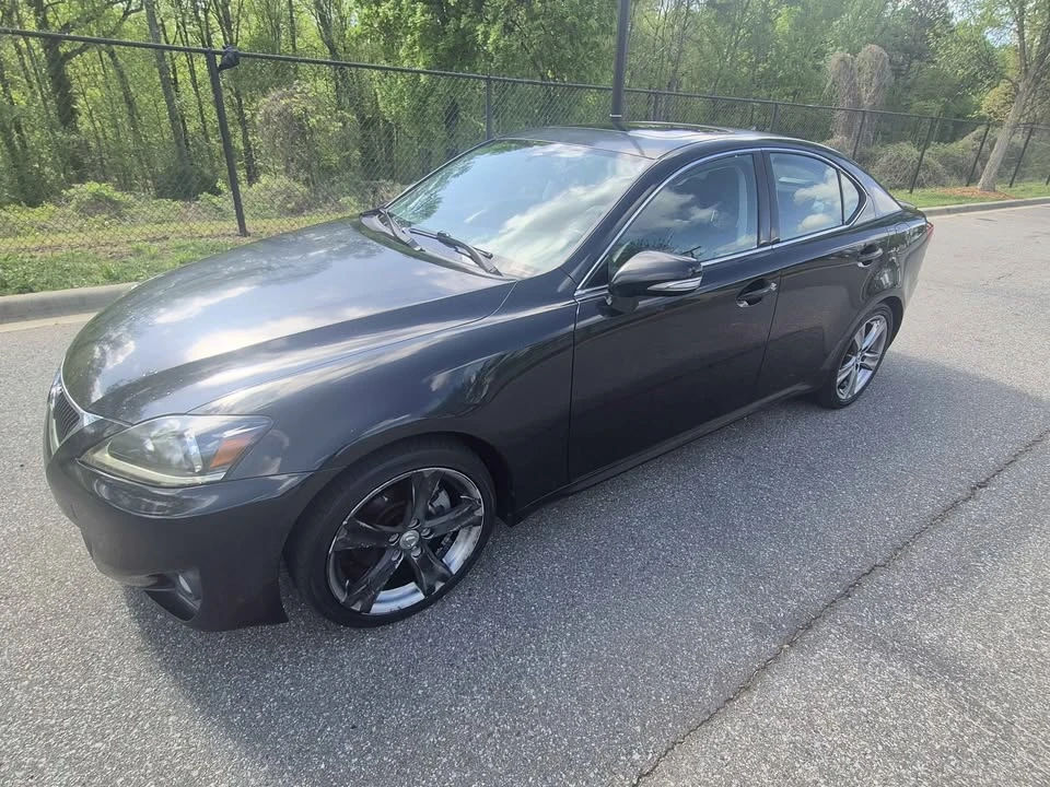 2011 Lexus IS 2nd Gen - Image 3 of 20