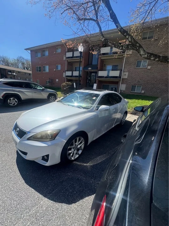 2011 Lexus IS 2nd Gen - Image 3 of 11