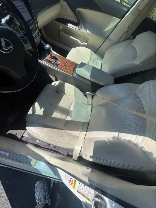2011 Lexus IS 2nd Gen - Image 8 of 11