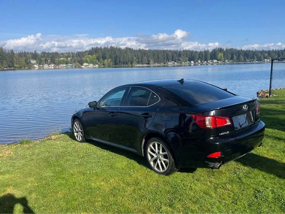 2011 Lexus IS 2nd Gen - Image 3 of 10