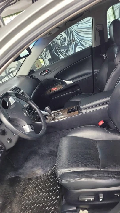 2011 Lexus IS 2nd Gen - Image 5 of 9