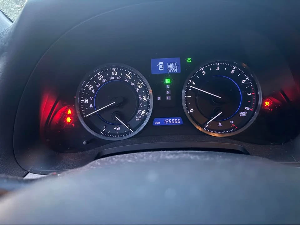 2011 Lexus IS 2nd Gen - Image 7 of 8
