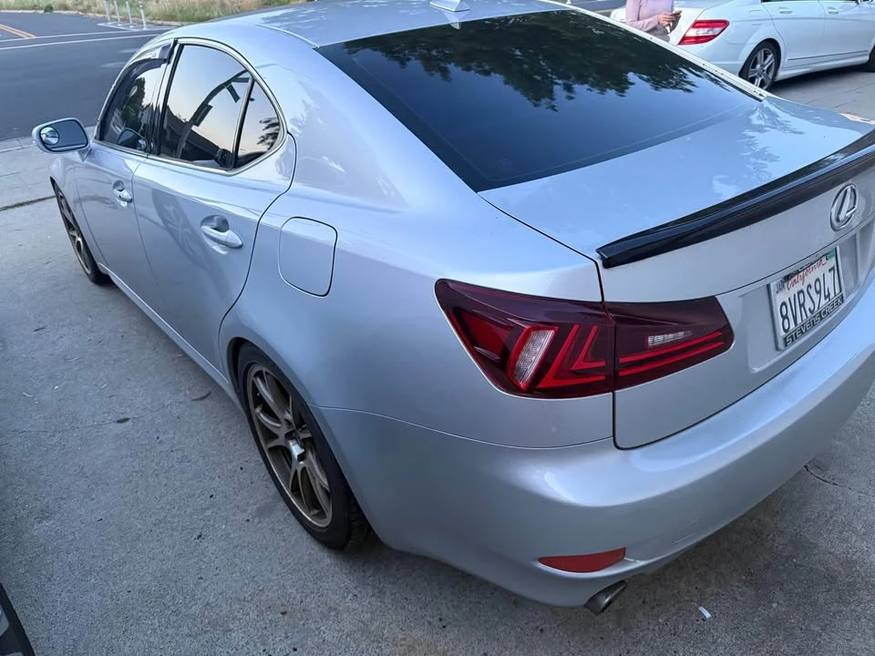 2011 Lexus IS 2nd Gen - Image 4 of 8