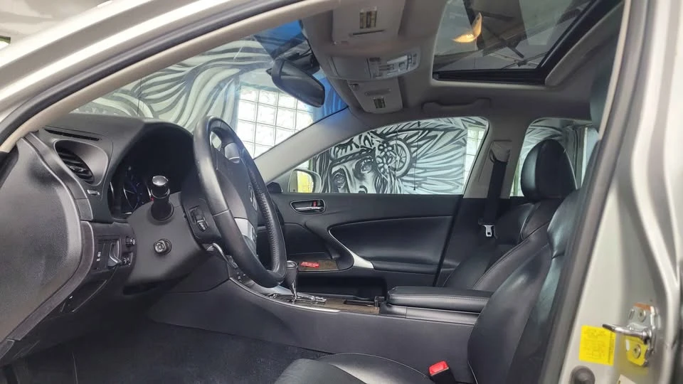 2011 Lexus IS 2nd Gen - Image 4 of 9