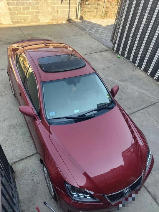 2011 Lexus IS 2nd Gen - Image 17 of 20