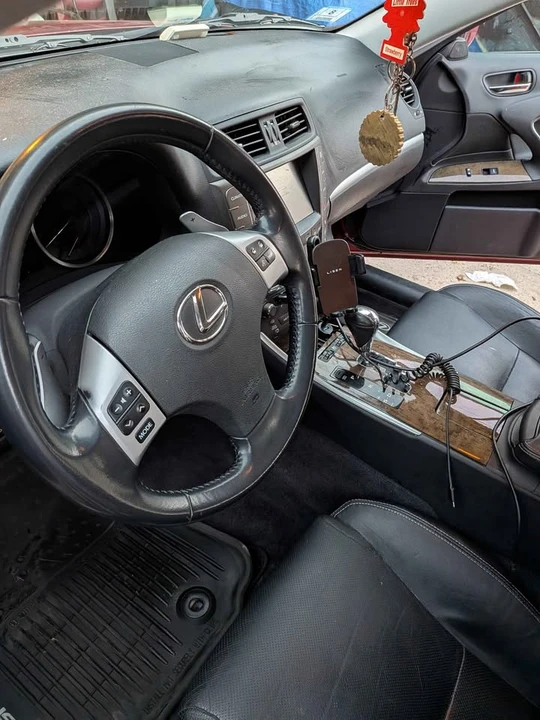 2011 Lexus IS 2nd Gen - Image 14 of 20