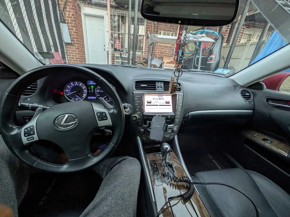 2011 Lexus IS 2nd Gen - Image 6 of 20