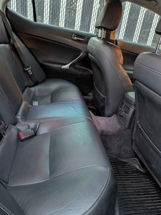 2011 Lexus IS 2nd Gen - Image 9 of 20