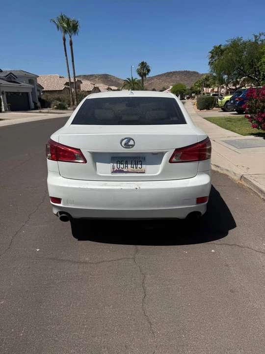 2011 Lexus IS 2nd Gen - Image 4 of 9