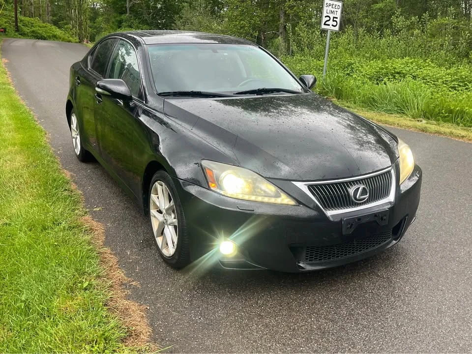 2011 Lexus IS 2nd Gen - Image 2 of 6